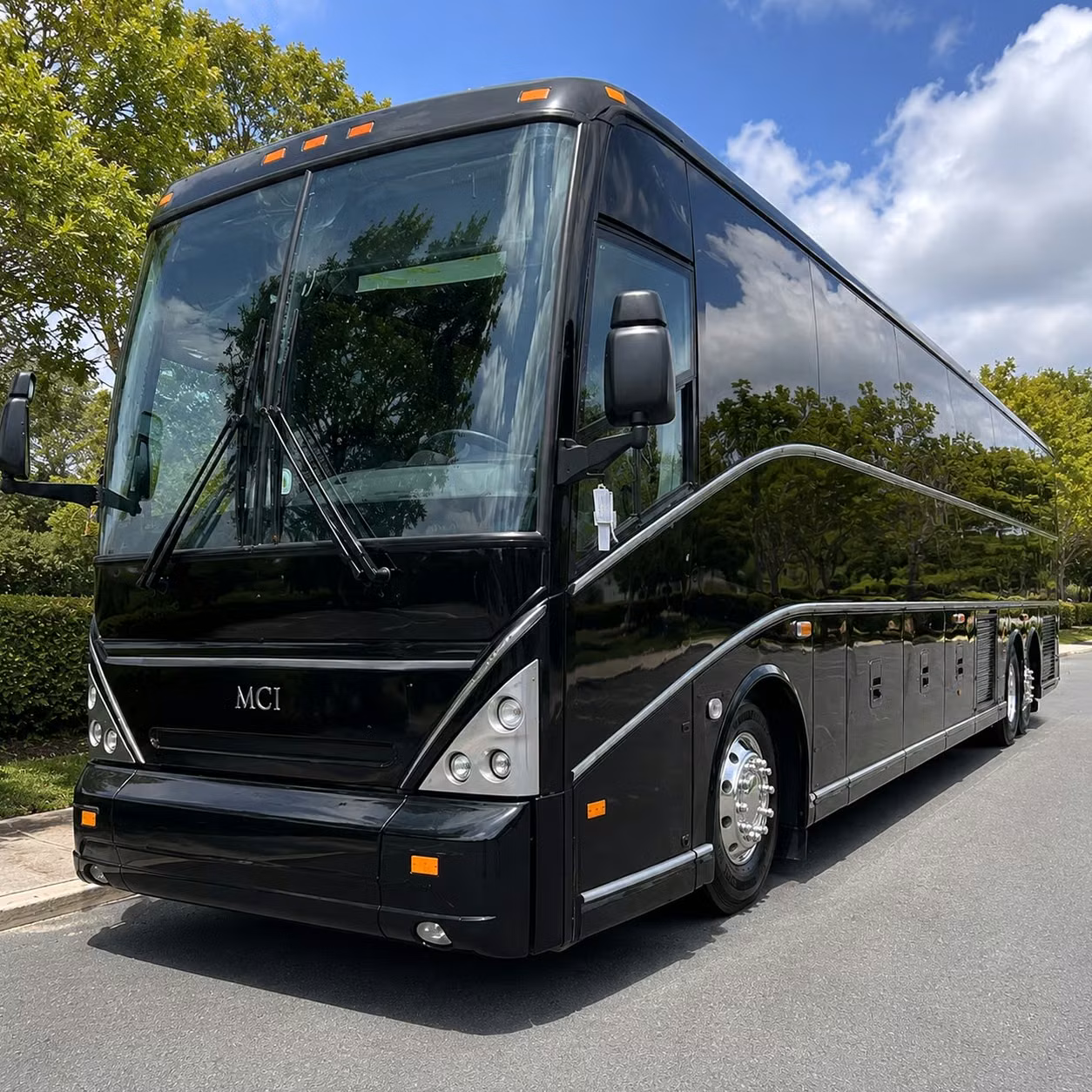 busrentalminneapolis com is the easiest way to book corporate event shuttles in minneapolis